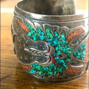VTG NAVAJO CUFF BRACELET | TURQUOISE & CORAL SILVER CUFF | Small-Med Wrist